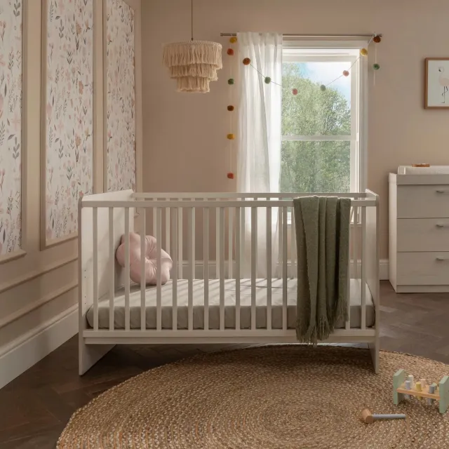 Cuddleco Freya rostoucí postýlka Coastal White
