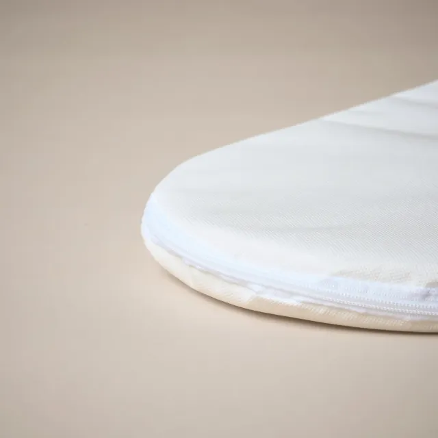 Obaby Foam Moses Basket pěnová matrace 75 × 28 cm