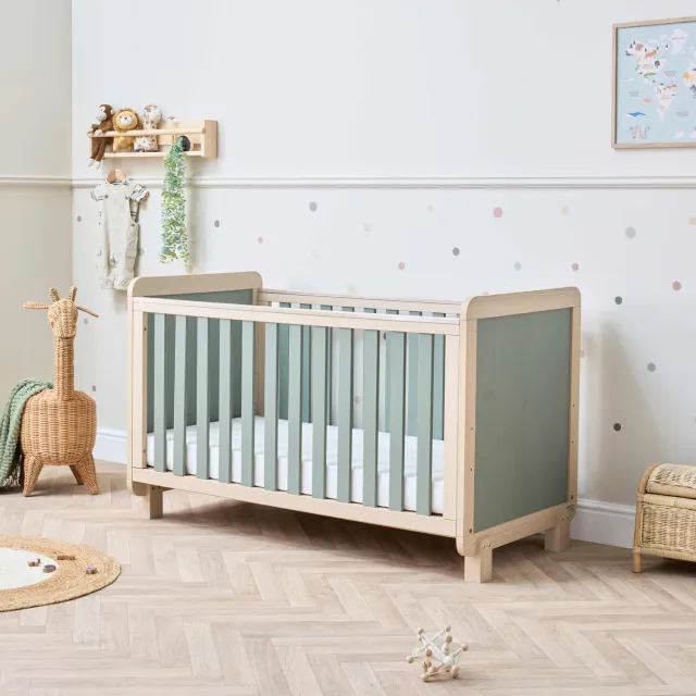 Tutti Bambini Kuba rostoucí postýlka 140 cm proutěná