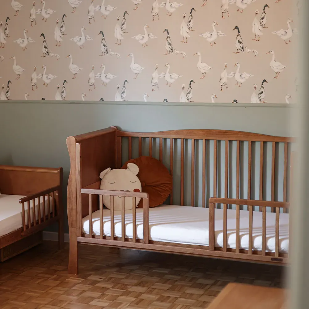 Woodies Noble Cot Bed 140×70 vintage otevřený bok DayBed