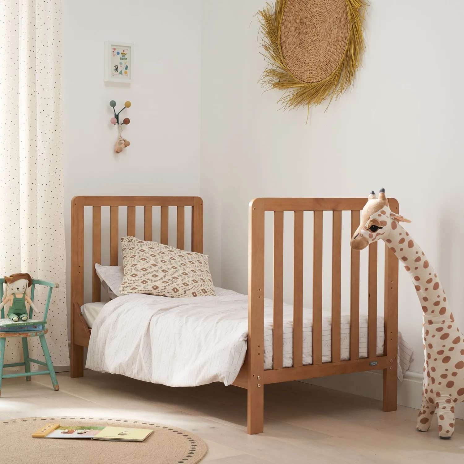Tutti Bambini Malmo postýlka s přebalovákem Honey Oak