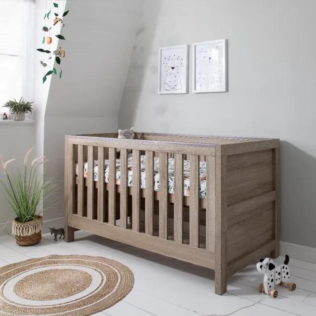 Tutti Bambini Modena 3v1 rostoucí postýlka 140 cm dub