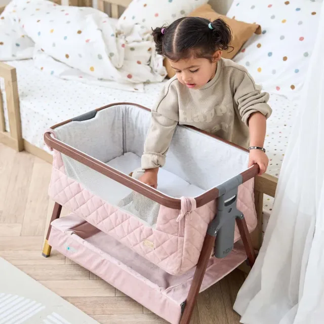 Tutti Bambini CoZee Luxe Mini Me postýlka pro panenky
