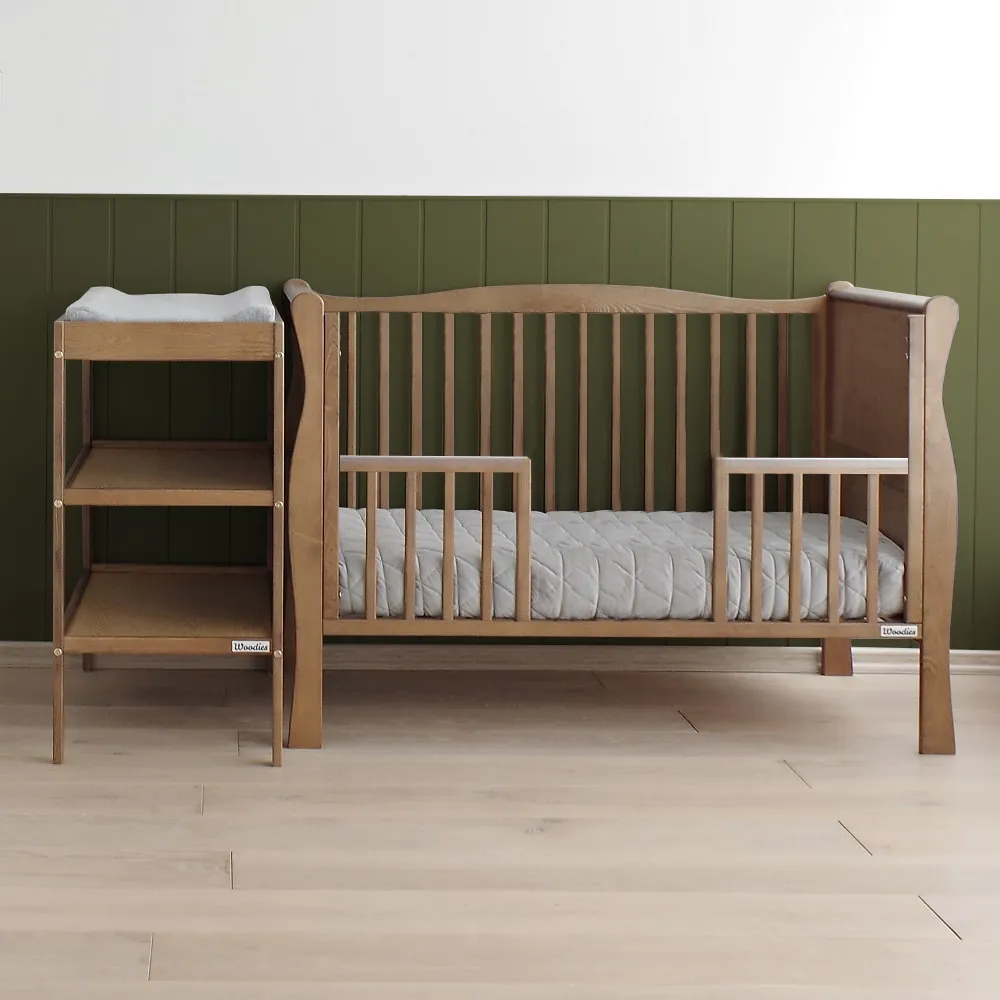 Woodies Noble Cot Bed 140×70 vintage otevřený bok DayBed
