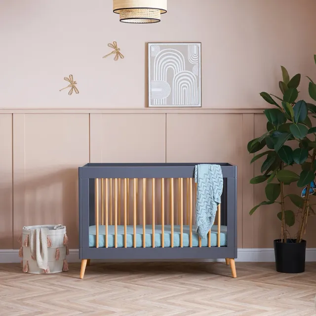 Obaby Maya Mini postýlka 120×60 se zábranou