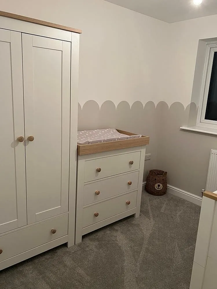 Cuddleco Etta kojicí křeslo s podnožkou